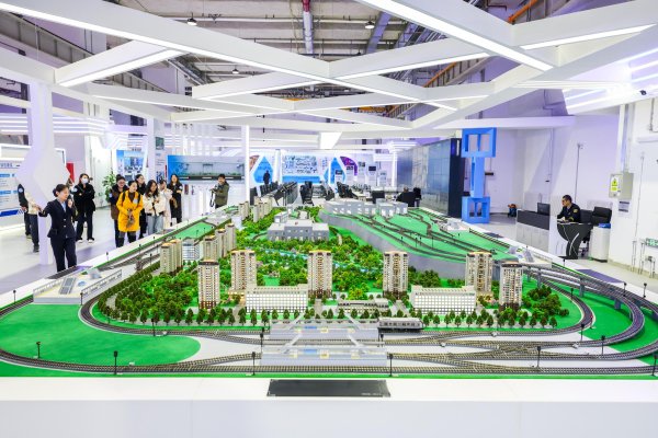 道正网  全场景仿真！探秘北京地铁首个全自动驾驶培训基地